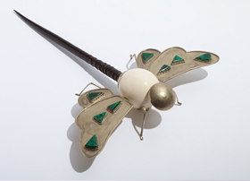 Ceramic-Charger-by-Moore-&-Co